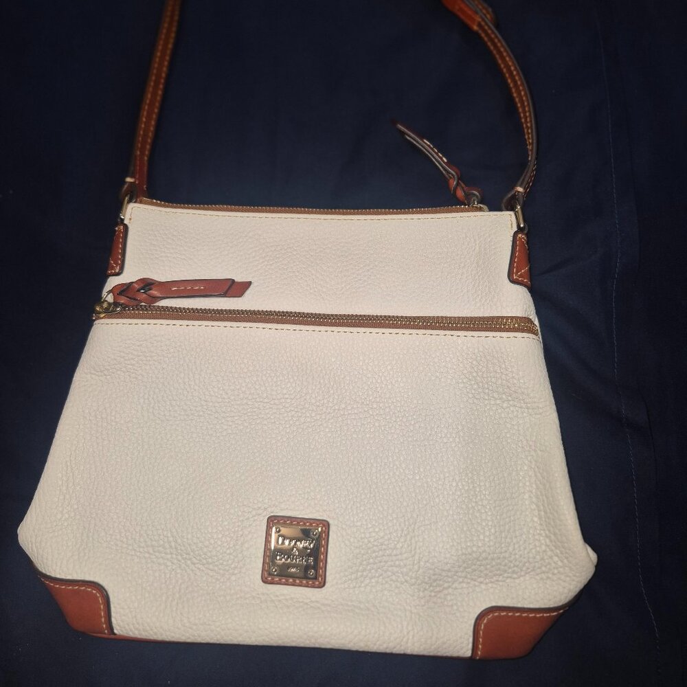 Pebble Grain Crossbody leather Bag